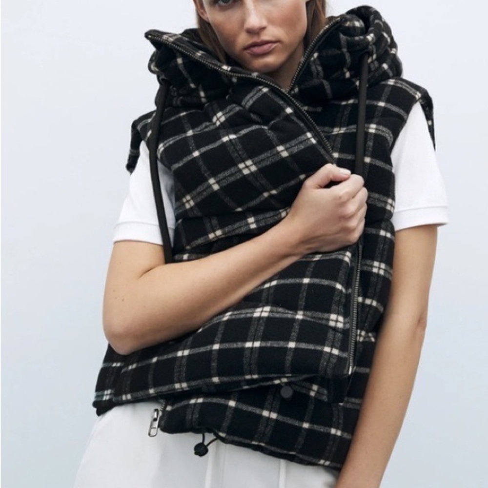 ZARA Plaid Quilted Hooded Puffer Vest